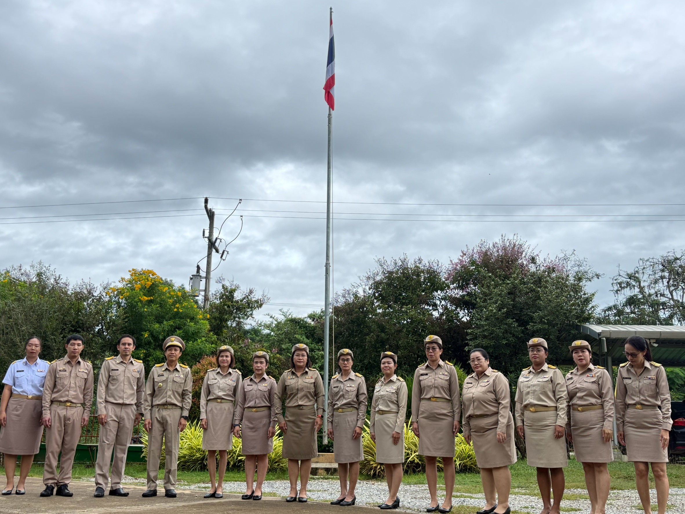 title - ส.ป.ก.แพร่ จัดกิจกรรมเนื่องในวัน “พระราชทานธงชาติไทย” 